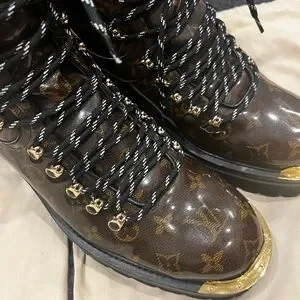 Mens Boots Louis Vuitton Outland Ankle Boot Louis Vuitton Outland